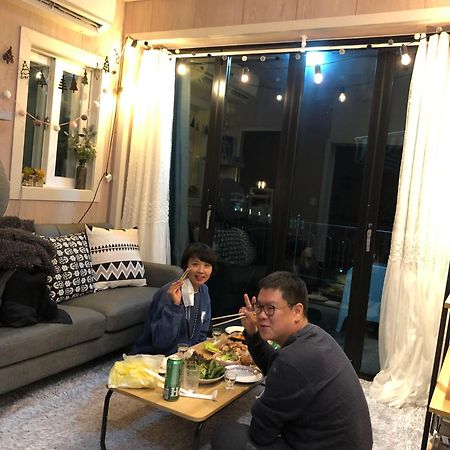 Us On Earth Guesthouse Danyang Dış mekan fotoğraf