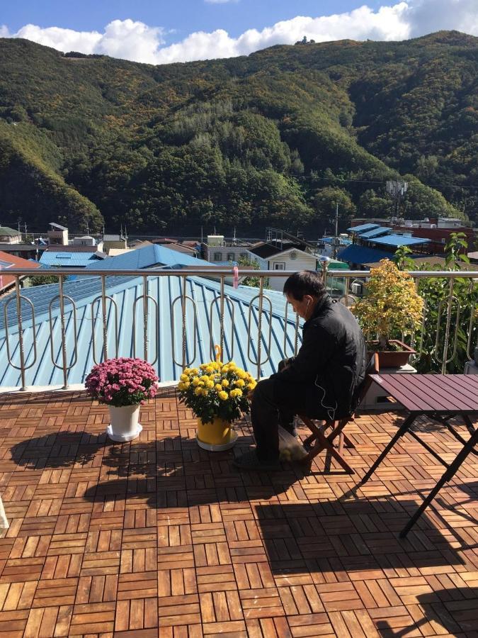 Us On Earth Guesthouse Danyang Dış mekan fotoğraf